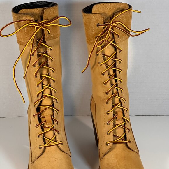 Women's Timberland Boots size 10 - Picture 15 of 16